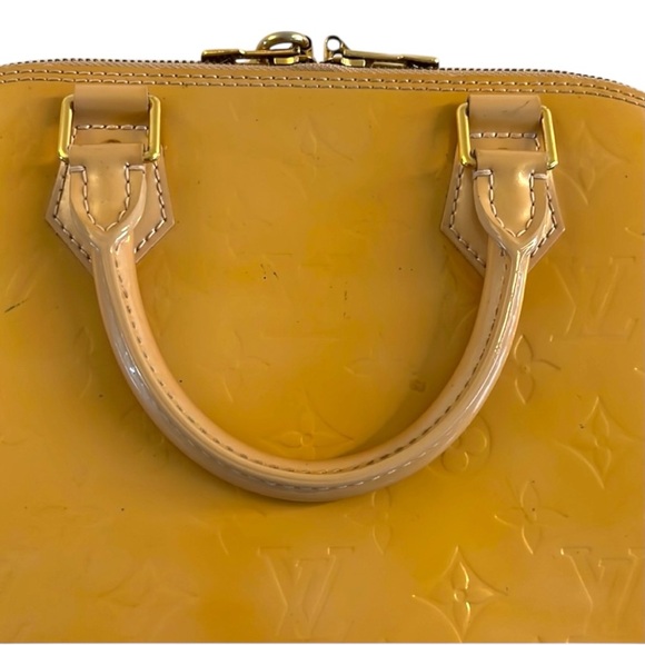 Louis Vuitton Yellow Vernis Alma Women’s Handbag - Picture 4 of 11